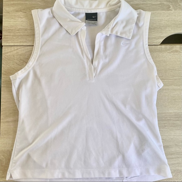 Vintage Nike Womens White Sleeveless Collar Crop Style Top Size Small - Picture 2 of 6